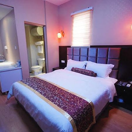 Chengdu Binfen Hotel Екстериор снимка