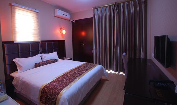 Chengdu Binfen Hotel Стая снимка